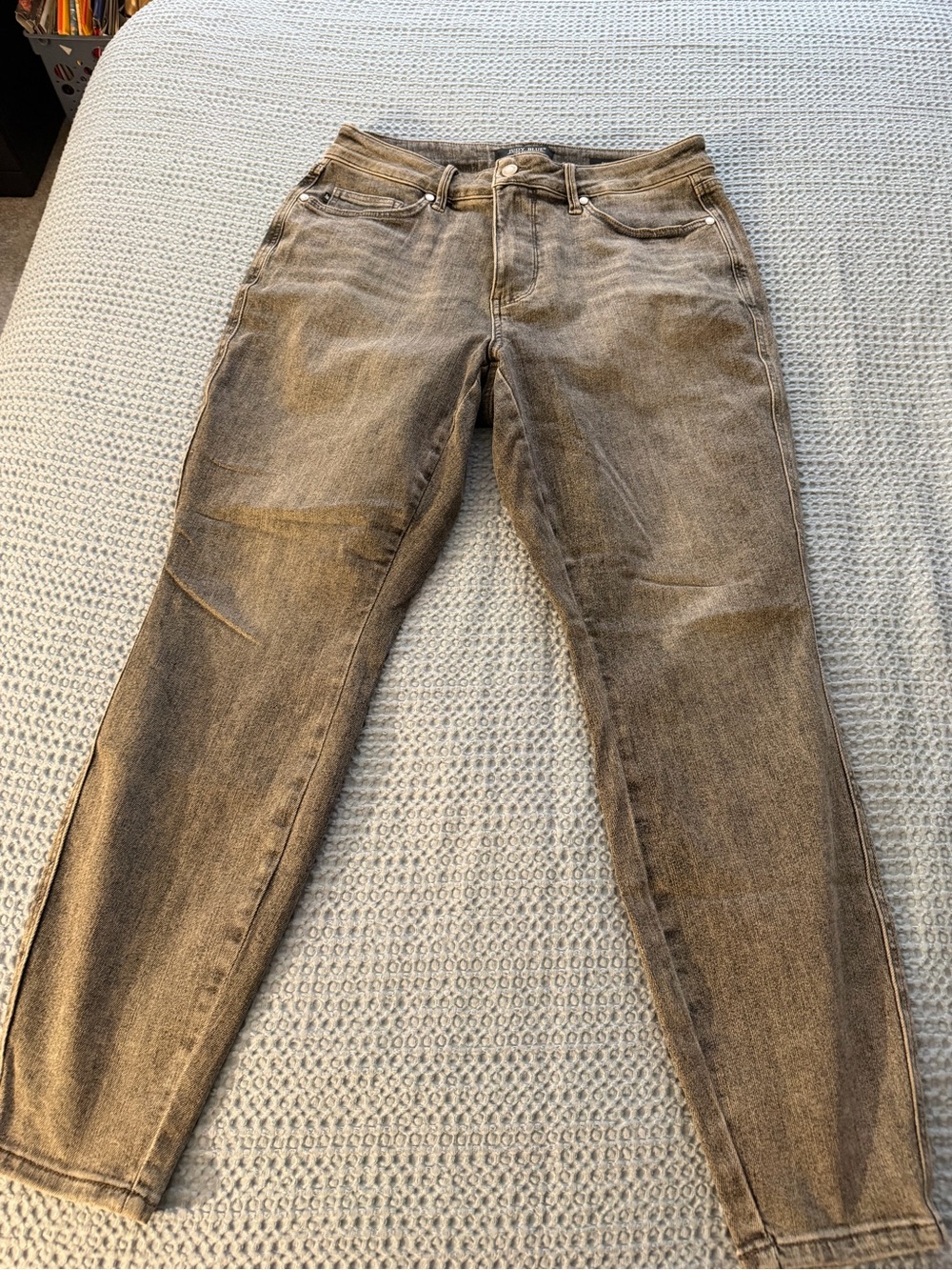 Judy Blue Mid-Rise Grey Tummy Control Skinny Jeans - smoke shoe size 14W